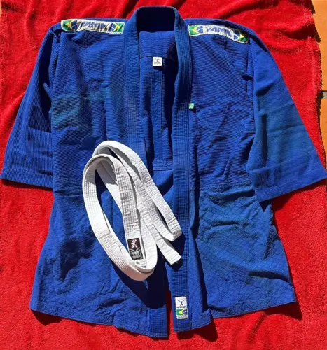 Kimono Yama Judô Jiu-jitsu azul grande plus size reforçado pouco usado