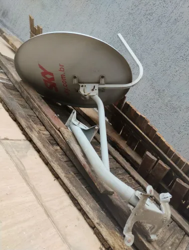 Antena da Sky usada