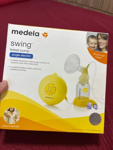 Medela Swing Elétrica 220V - Completa com Bolsa e Acessórios Originais.