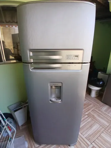 Geladeira Electrolux DC49X