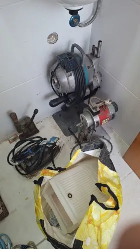 Maquina de corte de tecido profissional (2 unidades) e ferro industrial