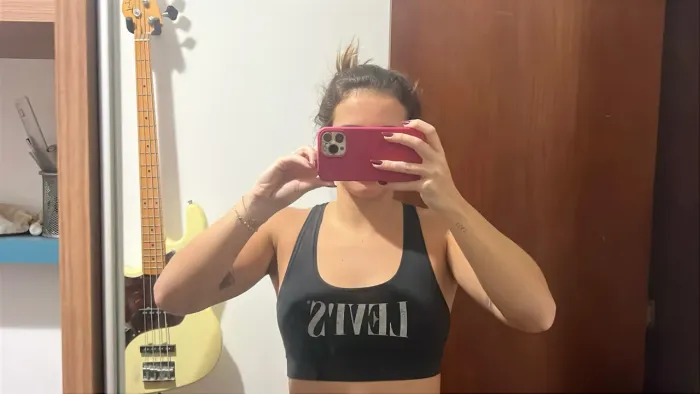 top levi?s 