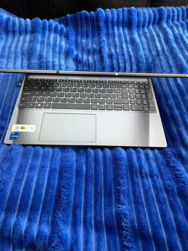 Notebook Lenovo 477 gb de memória última geração 