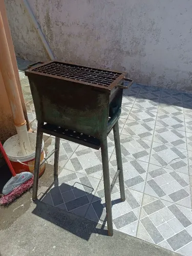 Churrasqueira pequena 