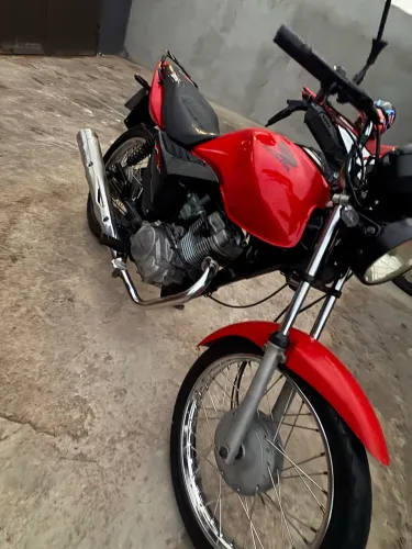 Moto Disponível para aluguel