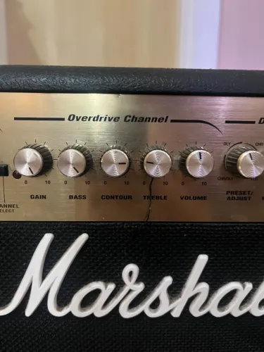 Caixa Amplificador Marshall MG50dfx