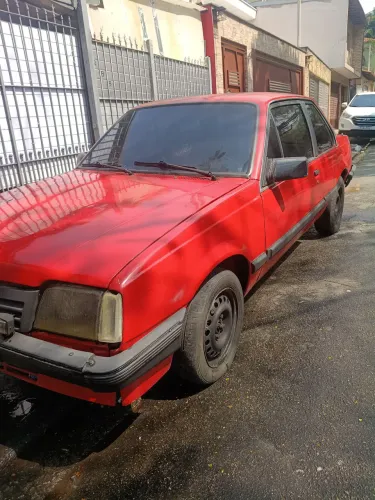 Chevrolet Monza Classic SE 2.0 /mpfi E EFI 2P E 4P 1986