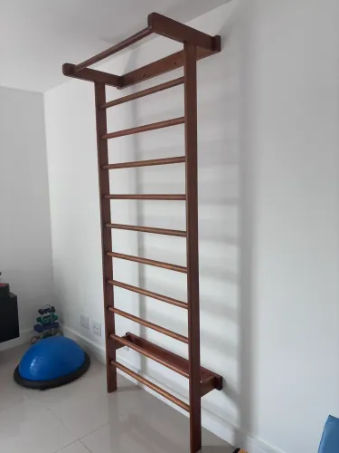 Espaldar de. Madeira - Fisioterapia