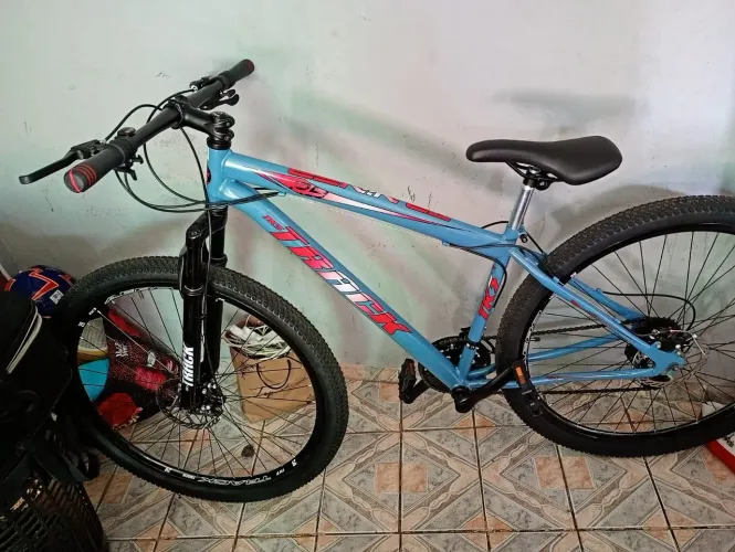 Vendo Bicicleta zerada 