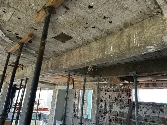 Vaga ajudante de obra e pedreiro