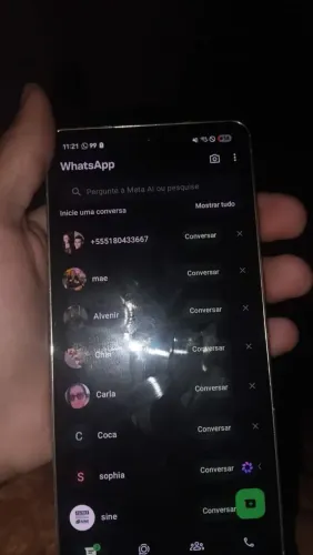 Vendo celular A73 5 g único detalhe funciona apenas o chip virtual