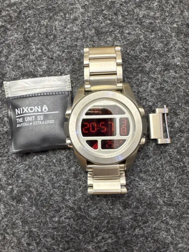 Relógio Nixon Unit SS Silver - Aço Inoxidável (Digital Premium / Impecável)