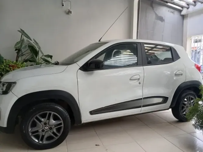 Renault Kwid Intense 1.0 Flex 12V 5P Mec. 2018