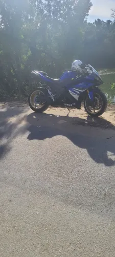R1 1000