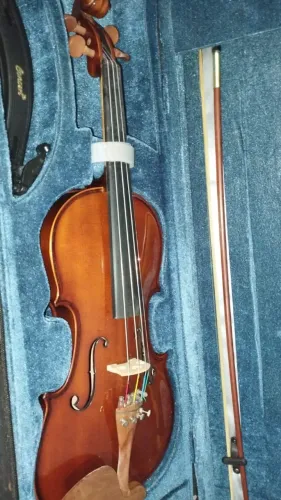 Violino Eagle 4/4 para iniciantes - Acompanha arco, estojo, estante