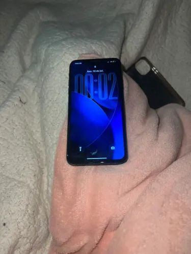 iPhone 11 Pro Max, troco por vídeo games!!