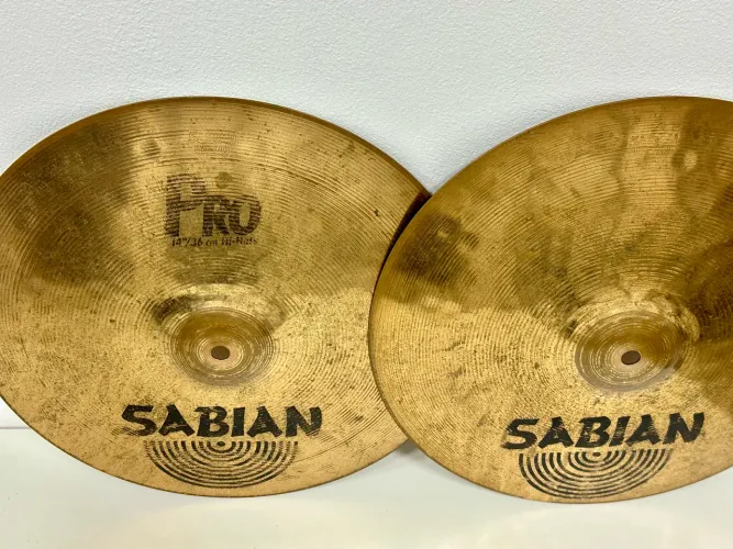 Chimbal Sabian PRO 14" hi hat. Liga B8