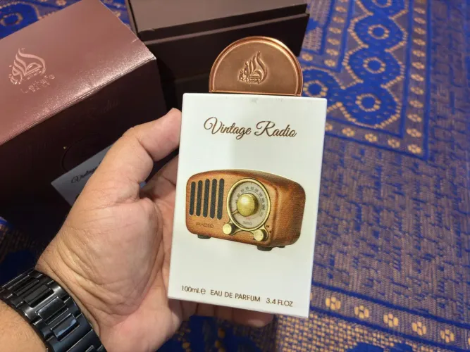 Lattafa Vintage Radio
