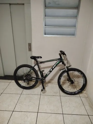 Bicicleta MTB aro26