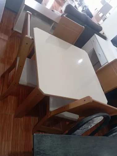 Mesa nova 4 cadeiras em oferta essa semana 
