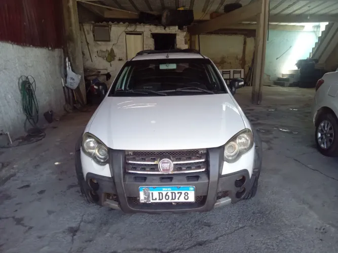 Fiat Palio Weekend Adventure Locker 1.8 Flex 2010