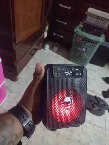 Caixinha de Som Bluetooth Funcionando Perfeitamente.