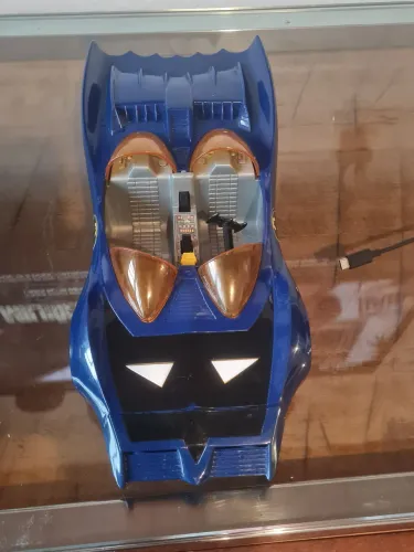Batmovel estrela bem novinho