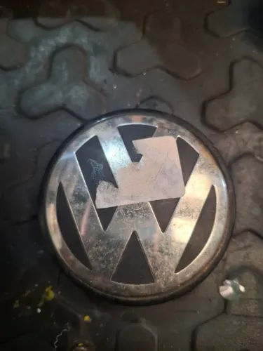 Calota Central Emblema Roda Vw Jetta 2012 2015