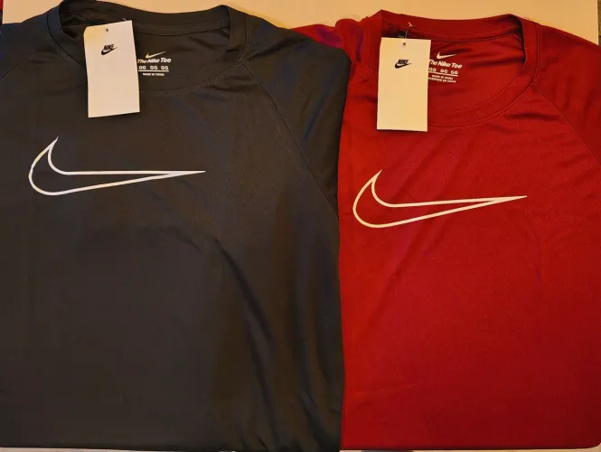 Camisetas de academia