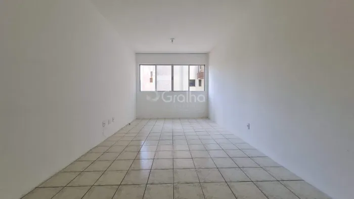 Apartamento de 80m² com 3 quartos no Centro