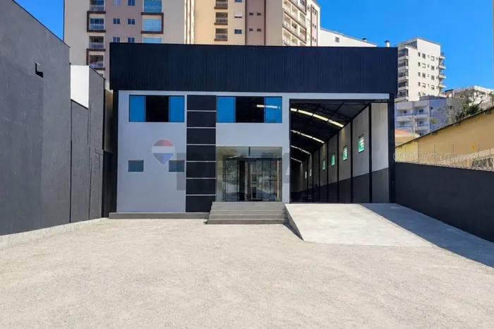 GALPÃO COMERCIAL PARA LOCAÇÃO | AVENIDA JOÃO PINHEIRO  POÇOS DE CALDAS/MG