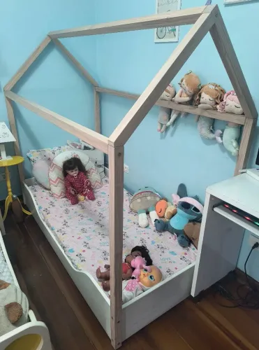 Cama infantil Tok&Stok Montessori Junior usada