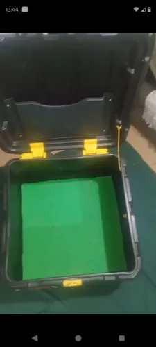 Baú com suporte 
