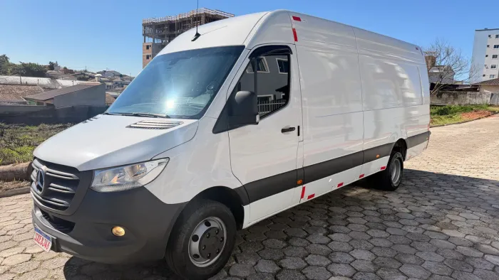 Mercedes-Benz Sprinter 517 Van L.t.a. 18L Diesel (e6) 2025