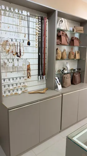 Vitrine expositora loja