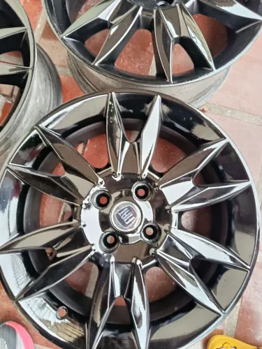 Roda R16 liga leve original Fiat