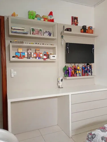 Painel para tv com bicama com colchão