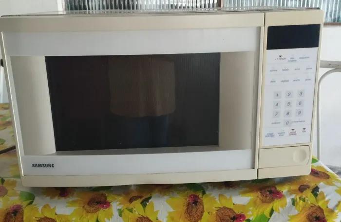 Microondas 30 lts
