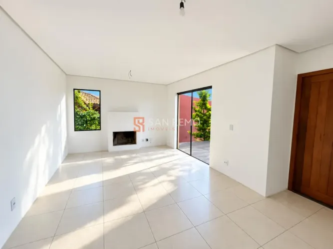 Rio Tavares | Casa 2 quartos, sendo 1 suite