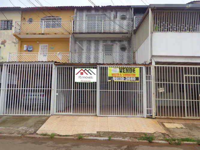 QNM 36 Ótimo Prédio com 4 Apartamentos com 2 Quartos Escriturado em Taguatinga Norte-DF