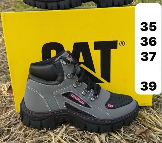 Bota cat 36 37 nova