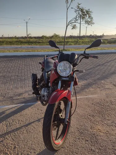Vende-se Factor 125i