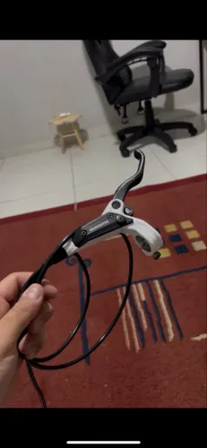 Par Freios hidráulicos m446 branco bem zero