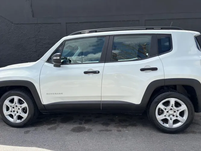 Jeep Renegade Sport T270 1.3 TB 4X2 Flex Aut. 2023