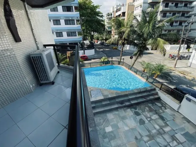 Apartamento de Luxo à Venda em Enseada, Guarujá | 3 Suítes, Piscina e Salão de Festas