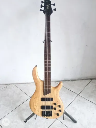 Baixo Cort b5 