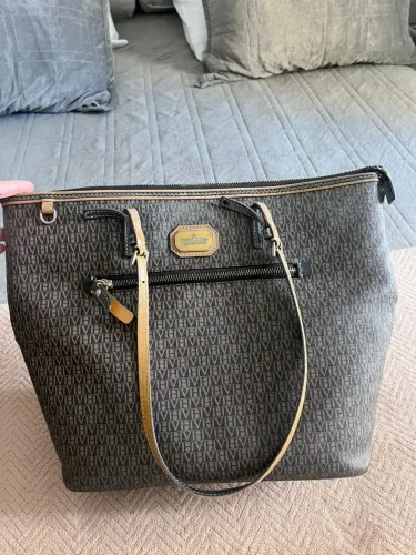Bolsa Vitor Hugo
