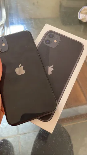 iPhone 11