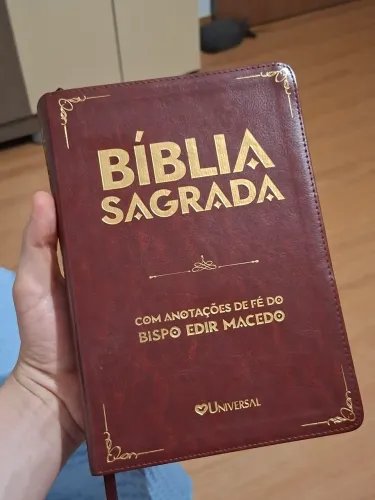 Bíblia Sagrada - Com Anotações de Fé do Bispo Edir Macedo (Nova)
