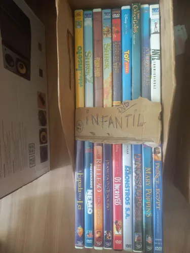 Combo...18 dvd's infantis